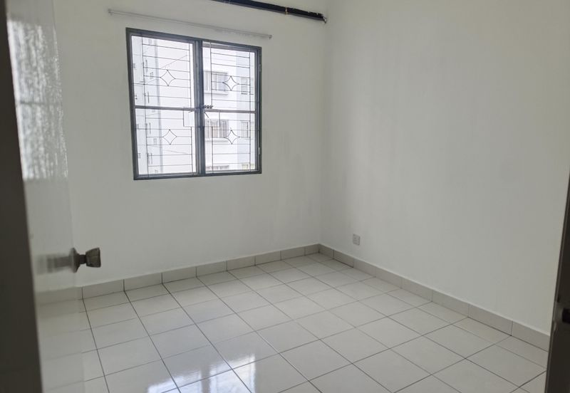Akasia Apartment, Pusat Bandar Puchong