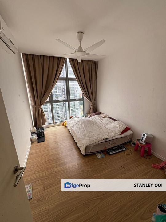 Lakefront Residence, Partially Furnished, 3 bedrooms, Cyberjaya, For Sale , Selangor, Cyberjaya