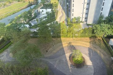 LakeFront Residence Cyberjaya