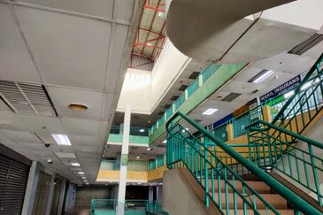 Kompleks Puchong Perdana, Puchong, Retail, shop, for sale