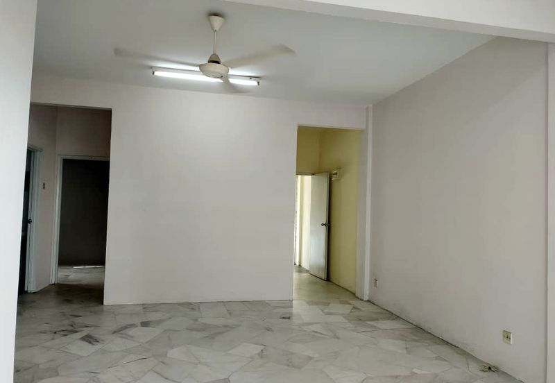 Kekwa Apartment @ Putra Perdana