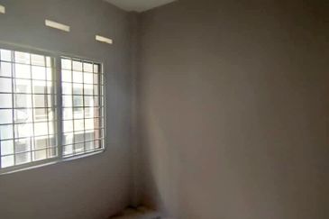 Kekwa Apartment @ Putra Perdana