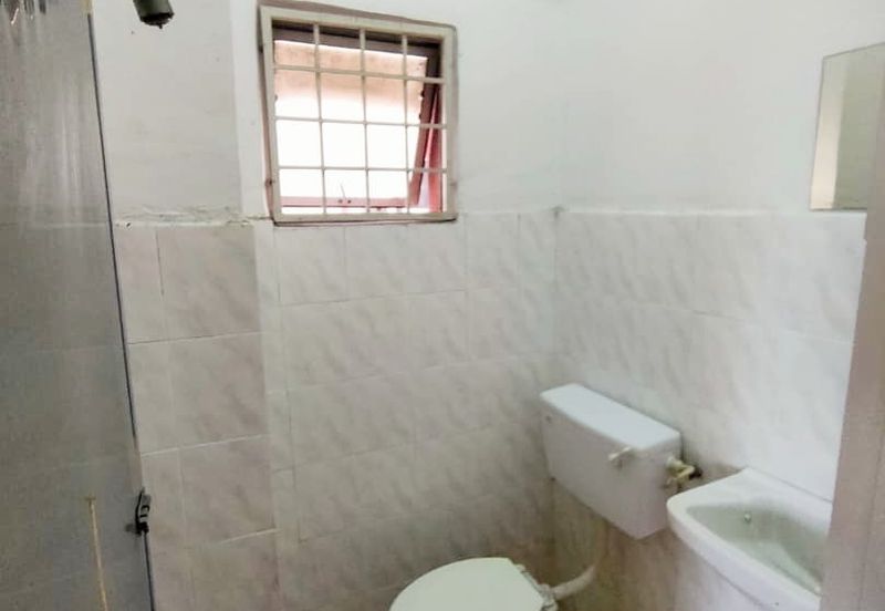 Kekwa Apartment @ Putra Perdana