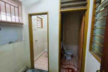 Flat Taman Segar Perdana