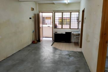 Flat Taman Segar Perdana