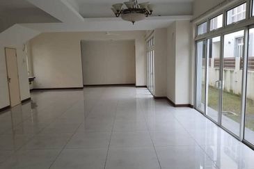 Casa Idaman, Setia Alam