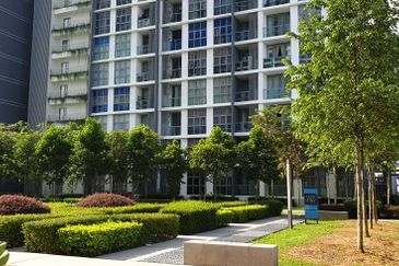 LakeFront Residence Cyberjaya