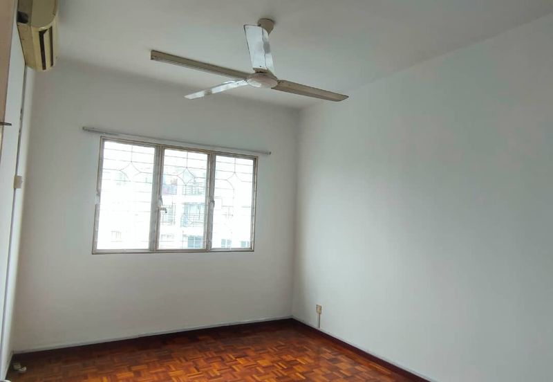 Akasia Apartment, Pusat Bandar Puchong