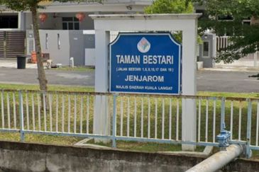 Kampung Jenjarom