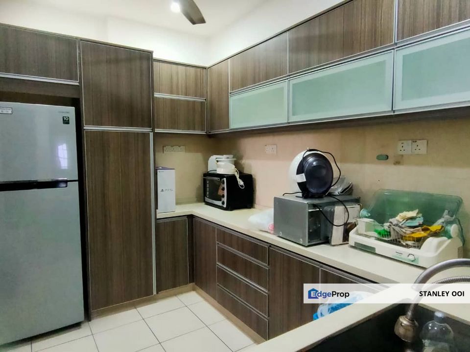 Avilla Apartment, Partially Furnished, Bandar Puchong Jaya, Puchong, For Sale , Selangor, Puchong