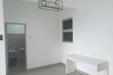 LBS Skylake Residence