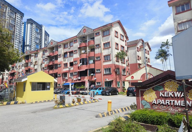 Kekwa Apartment @ Putra Perdana