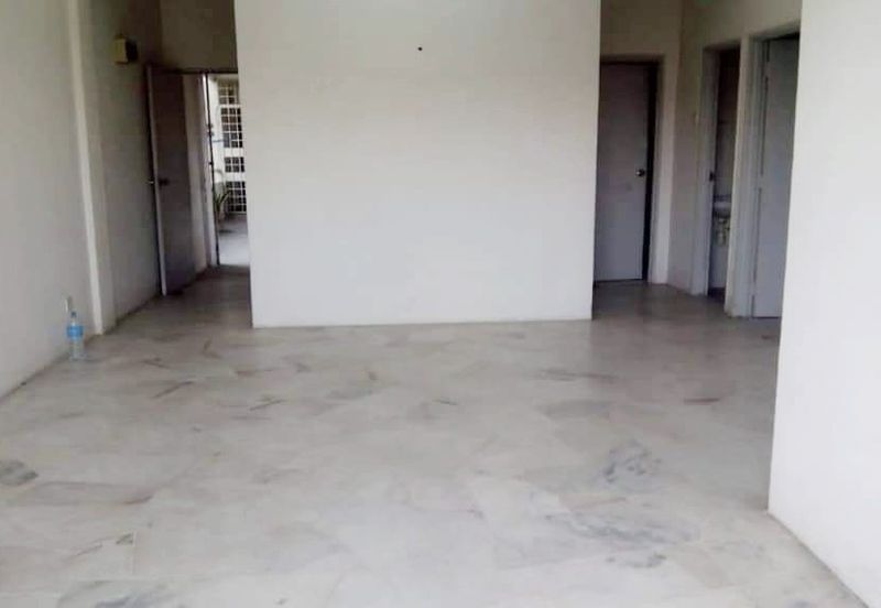 Kekwa Apartment @ Putra Perdana