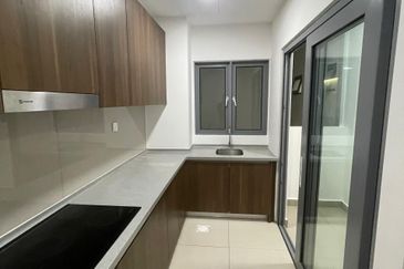 Lakefront Residence @ Cyberjaya