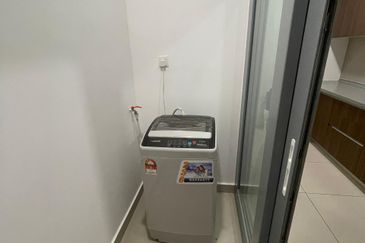 Lakefront Residence @ Cyberjaya