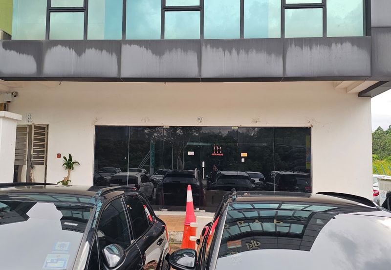 Zentro 1, Bandar 16 Sierra