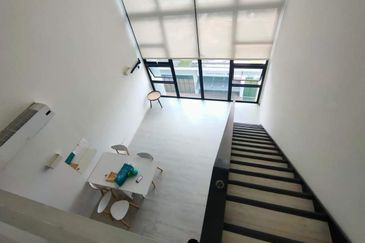 The Square @ One City