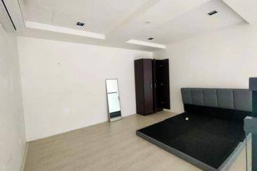 The Square @ One City