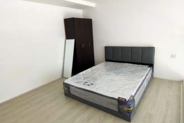 The Square @ One City