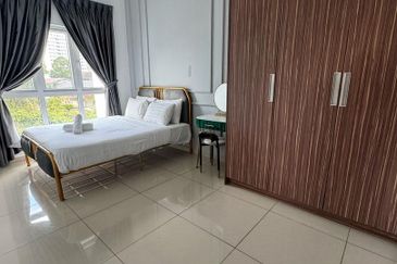 Seasons Luxury Apartments @ Amara Larkin