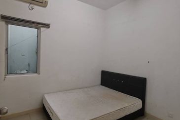 Dedaun Hijau (Greenfield Regency)