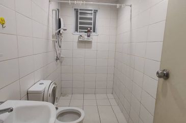 Dedaun Hijau (Greenfield Regency)