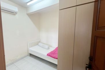 Jalan Mutiara Emas 3/20