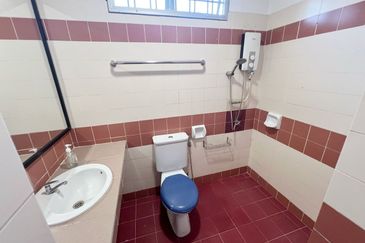 Jalan Mutiara Emas 3/20