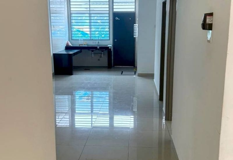 TAMAN PINGGIRAN KUALA INA