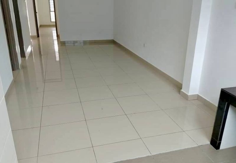 TAMAN PINGGIRAN KUALA INA