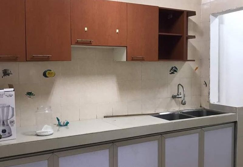 Prima Regency (Savoy Court)