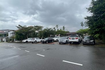 Jalan Perjiranan 11/1