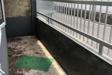 Single Storey @ Taman Senai Utama