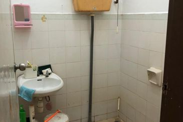 Single Storey @ Taman Senai Utama