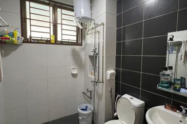 Perjiranan 12/XX, Bandar Dato Onn