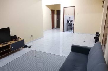 Lily & Jasmine Apartment