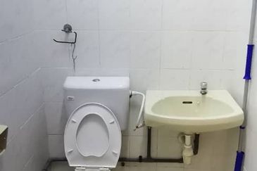 Lily & Jasmine Apartment