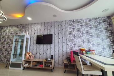 Seri Austin Luxury Apartment