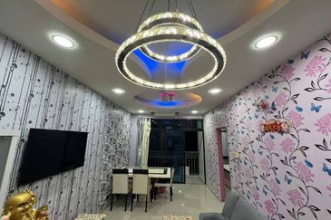 Seri Austin Luxury Apartment