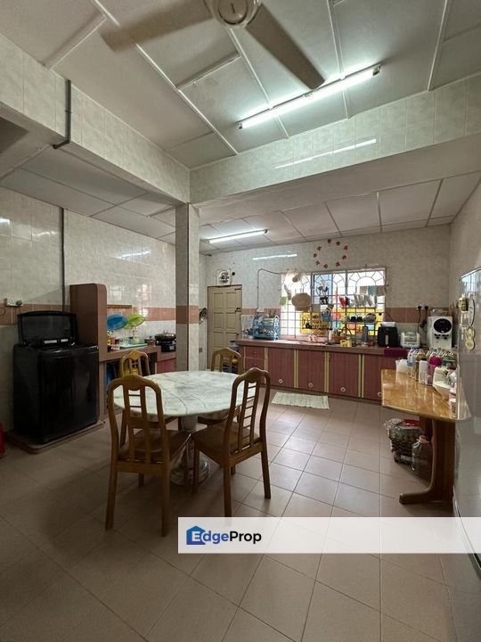 Single Storey @ Jalan 30, Taman Delima Kluang , Johor, Kluang