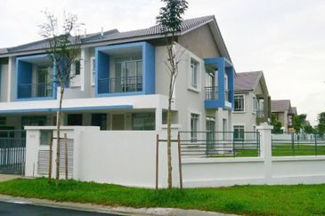 Double Storey @ Taman Nusajaya