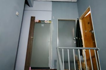 Double Storey @ Jalan Pinang, Taman Daya