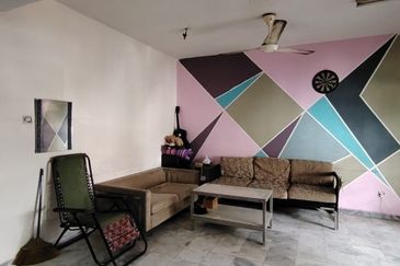 Double Storey @ Jalan Pinang, Taman Daya