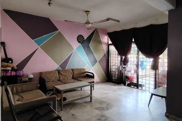 Double Storey @ Jalan Pinang, Taman Daya