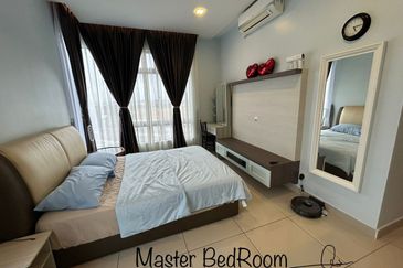 Seri Austin Luxury Apartment