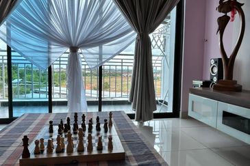 Seri Austin Luxury Apartment