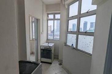 Pangsapuri Orchid View Luxury Apartment