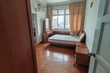 Pangsapuri Orchid View Luxury Apartment