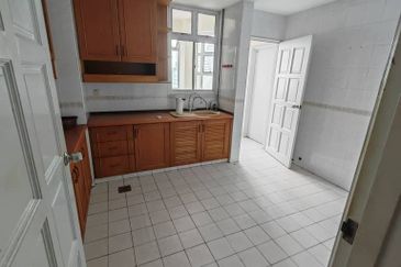 Pangsapuri Orchid View Luxury Apartment