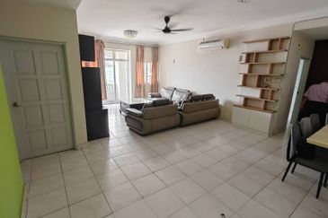 Pangsapuri Orchid View Luxury Apartment